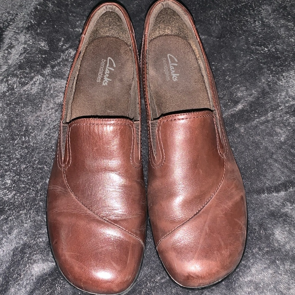 Clarks Bendabkes leather women’s wedge loafers size 11 N great condition